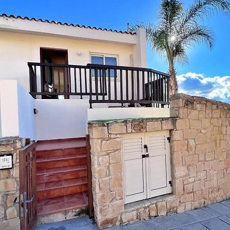 Melanos Sea View Apartment Paphos ภายนอก รูปภาพ