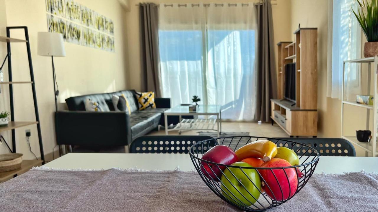 Melanos Sea View Apartment Paphos ภายนอก รูปภาพ